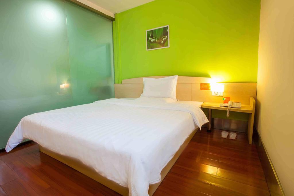 7 Days Inn Meizhou Jiangnan Kedu Commercial Plaza Chambre photo
