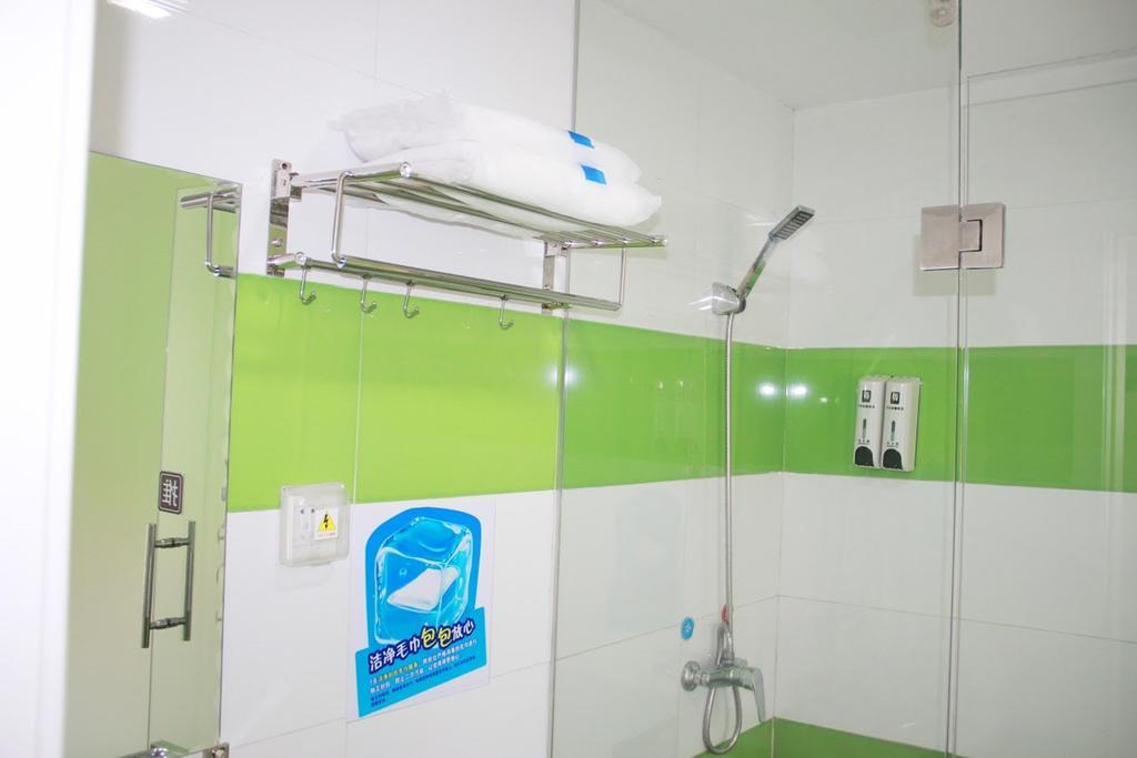 7 Days Inn Meizhou Jiangnan Kedu Commercial Plaza Extérieur photo