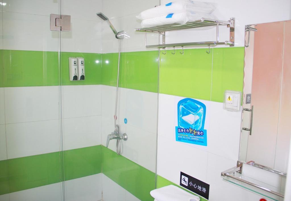 7 Days Inn Meizhou Jiangnan Kedu Commercial Plaza Extérieur photo